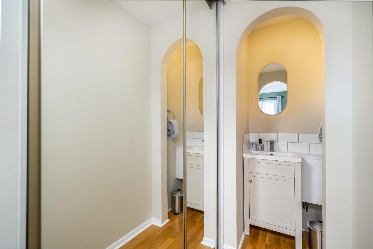 Homely And Stylish Bermondsey Apartment With Parking 런던 외부 사진