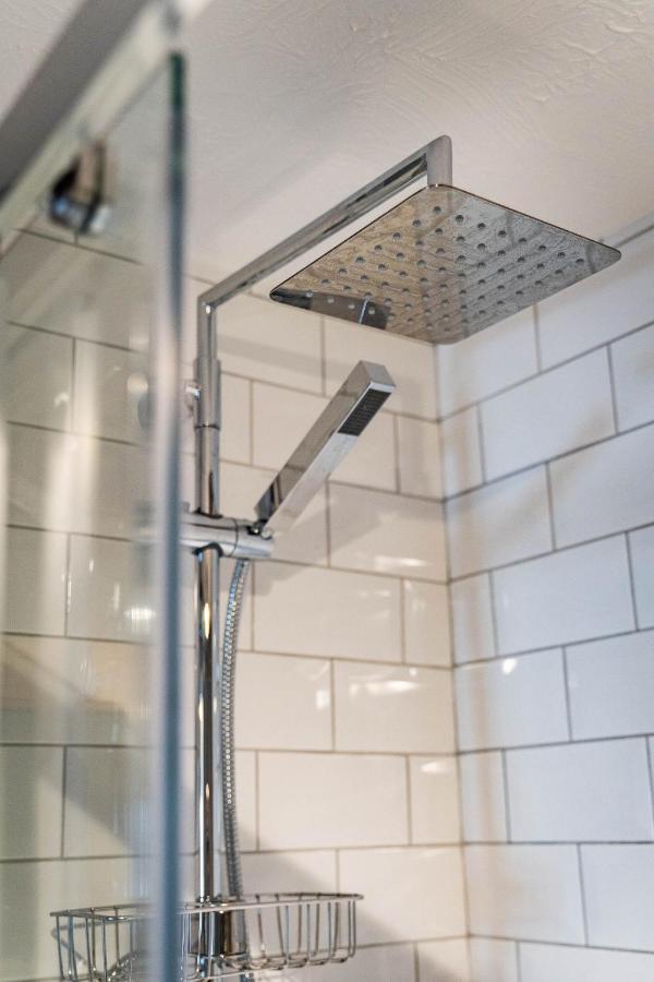 Homely And Stylish Bermondsey Apartment With Parking 런던 외부 사진